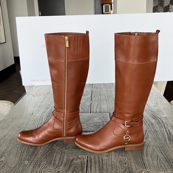 Michael Kors brown leather boots side zip and straps riding boots size 8.5M - Picture 4 of 15
